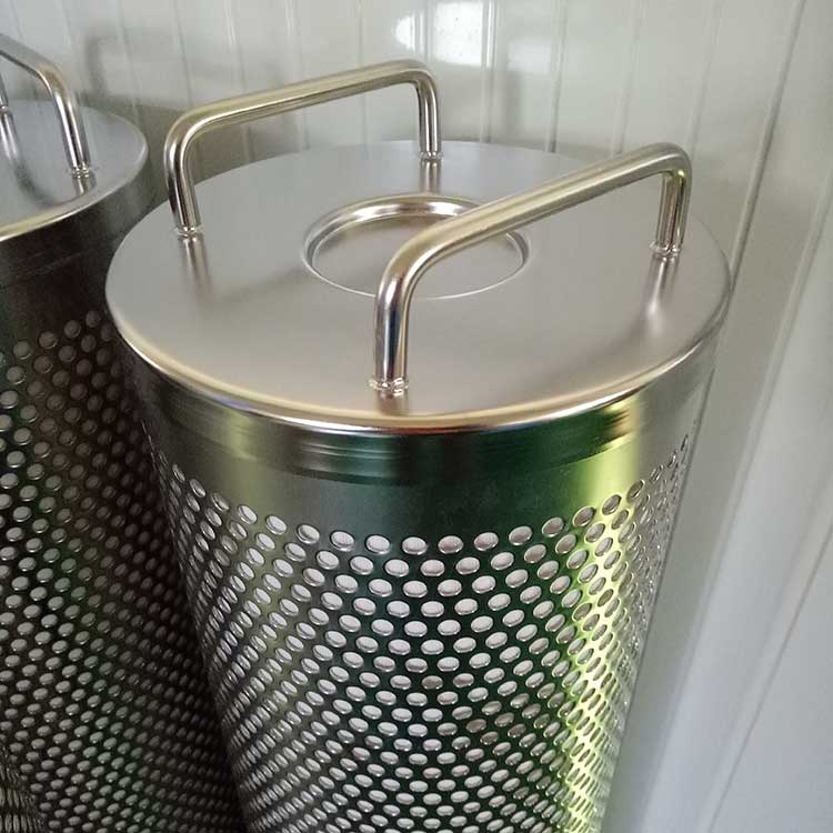 头号玩家娱乐平台生产供应除酸滤芯 抗燃油、再生树脂